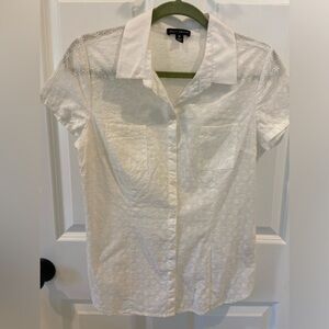 Women’s Willi Smith White Eyelet Blouse Size M (EUC)